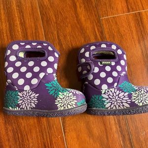 Baby girl bog winter boots